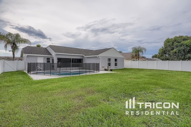 Building Photo - 7672 Habersham Dr