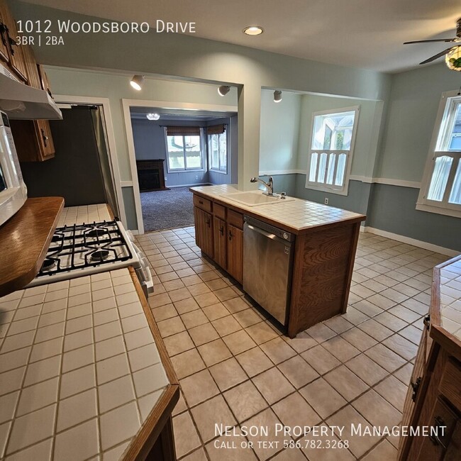 Building Photo - "Charming 3-Bedroom Home with 2 Full Baths...