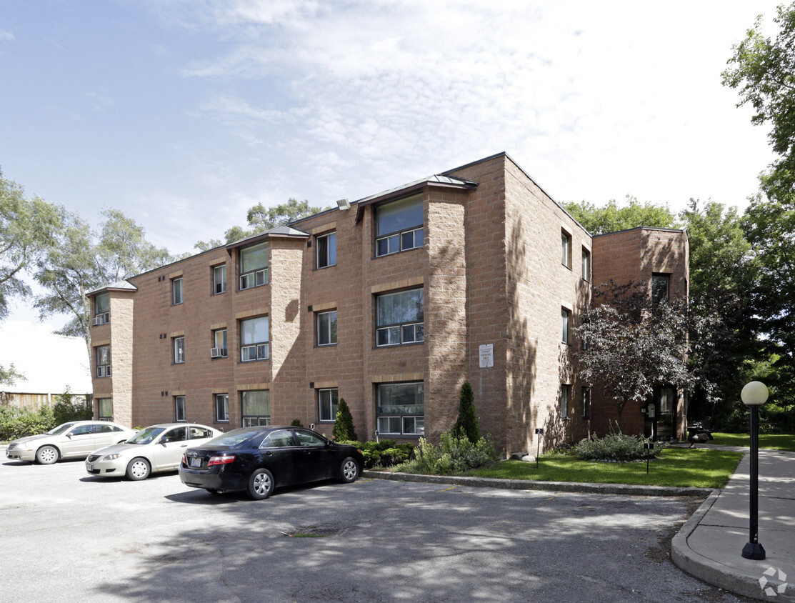 Primary Photo - 56 Donald St