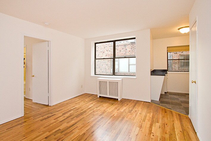 Building Photo - 172 Myrtle Blvd