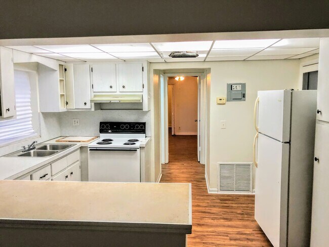 Main Kitchen - 2029 Fillmore St