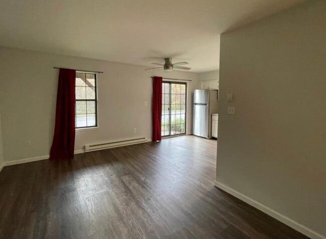 Building Photo - 169 Aspetuck Vlg