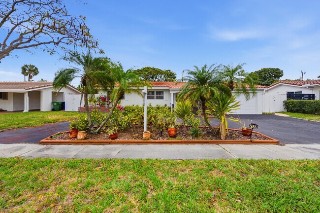 Foto del edificio - 2120 NE 62nd Ct