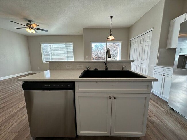 Building Photo - 4422 Whippoorwill Pl