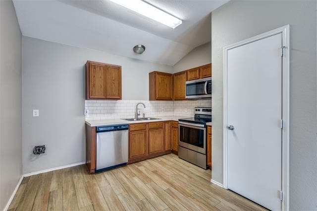Building Photo - 732 River Garden Dr