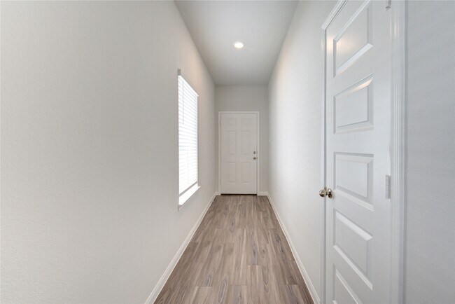 Foto del edificio - 13321 Burbot Dr