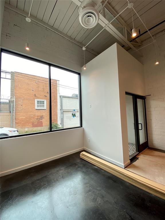 Foto del edificio - 3009 Canton St