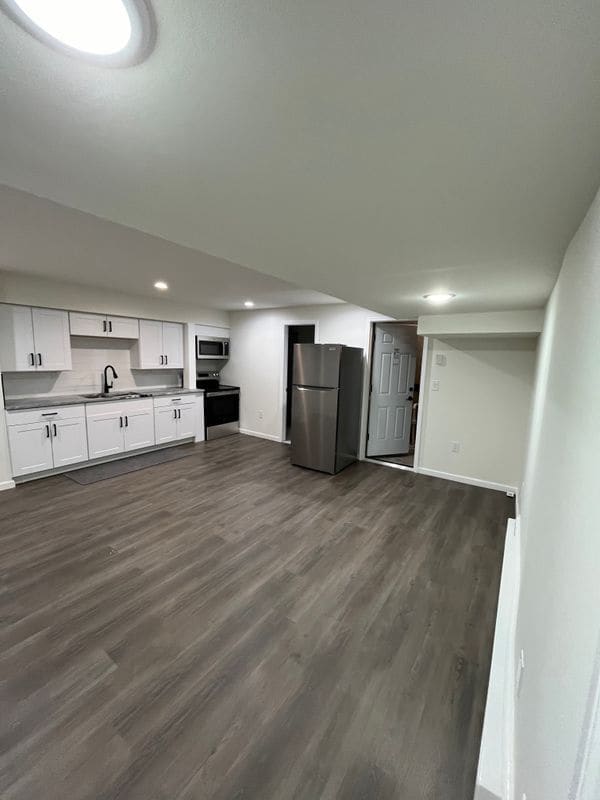 Building Photo - 1185 NY-82