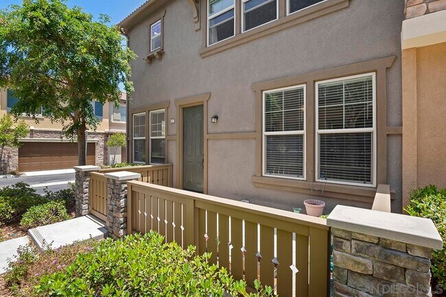 Building Photo - 10667 Golden Willow Trail