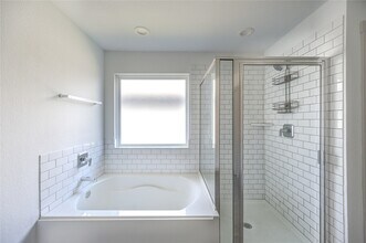 Building Photo - 1826 Sandy Trail Ln