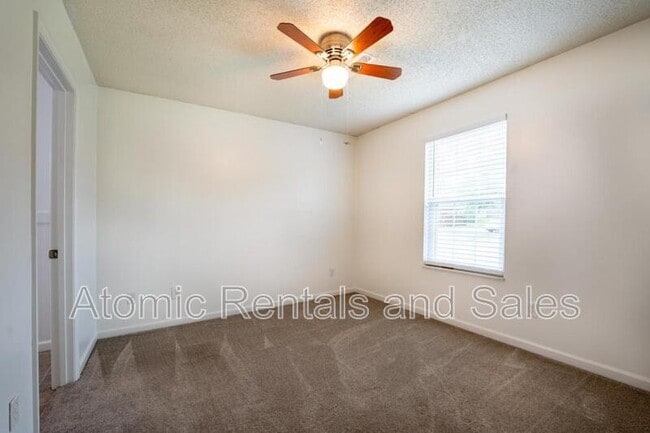 Building Photo - 7933 Dighton Way