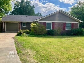 Building Photo - 7401 Briarwood Cove