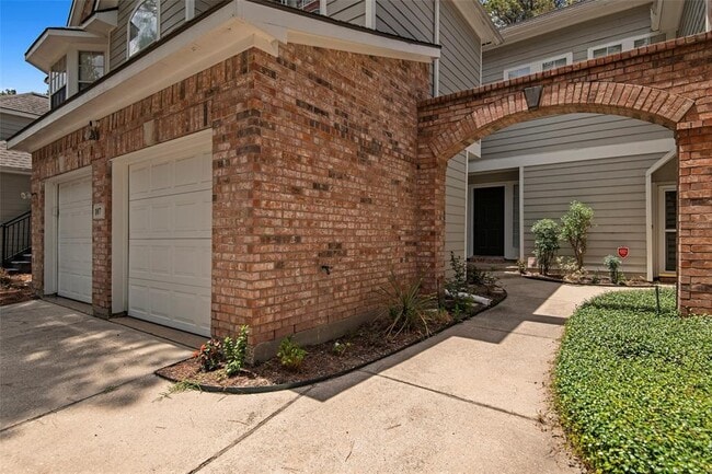 Building Photo - 107 S Spiral Vine Cir