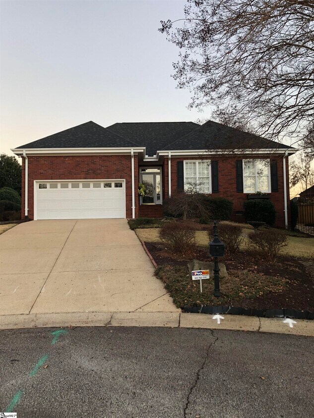 6 Jessamine Ct, Greenville, SC 29615 House Rental in Greenville, SC