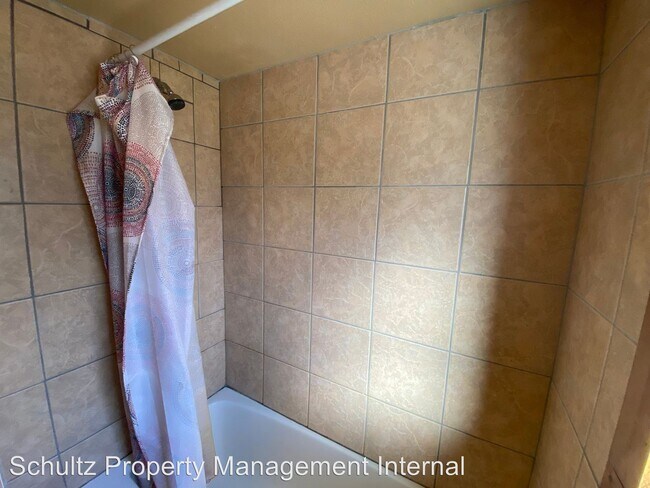 Foto del edificio - 2 br, 1 bath House - 2817 Minnesota Avenue