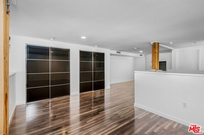 Foto del edificio - 4215 Glencoe Ave