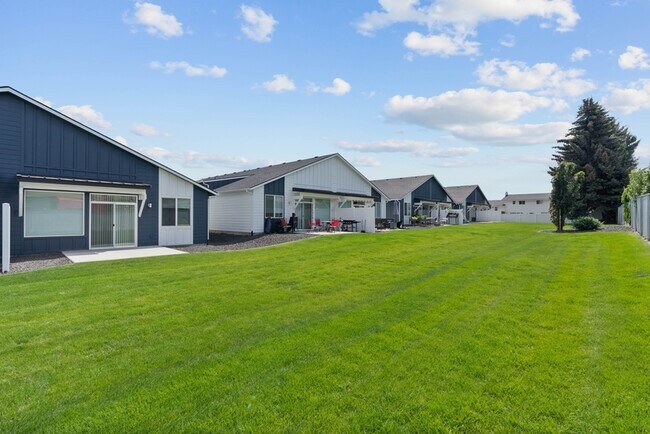 Foto del edificio - 604 S Crescent Ln