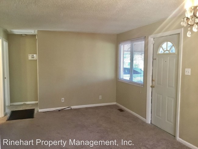 Building Photo - 3 br, 1.5 bath House - 410 Joe Louis St.