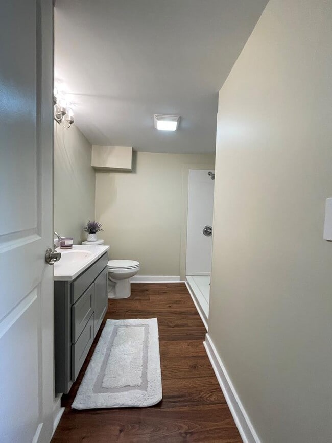 Building Photo - 1936 N Dixie Ave