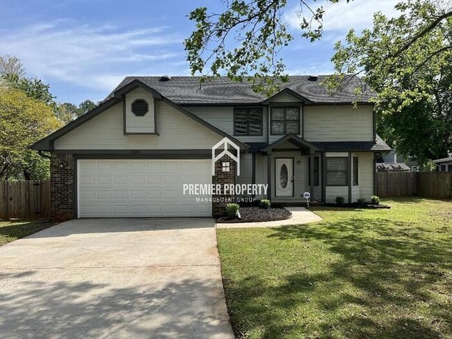 Building Photo - 1808 Countryside Ln NW