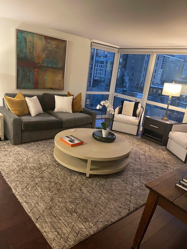 Foto principal - 1345 N Astor St