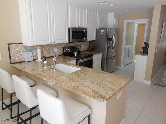 Foto del edificio - 6069 Islandwalk Blvd