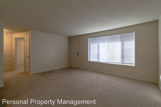Foto del edificio - 2 br, 1 bath House - 910 NE 86th St