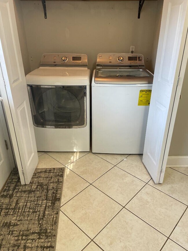 Photo - 385 Old Epps Bridge Rd - 29 Townhome