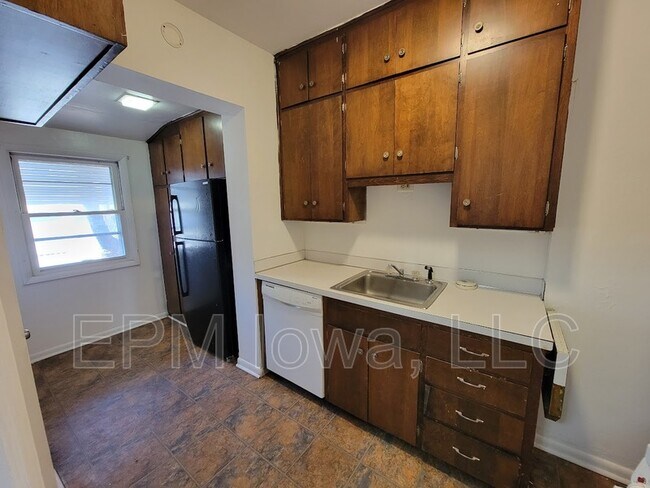 Foto del edificio - 410 Belmont Ave