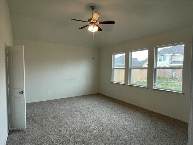 Foto del edificio - 14147 River Farms Dr