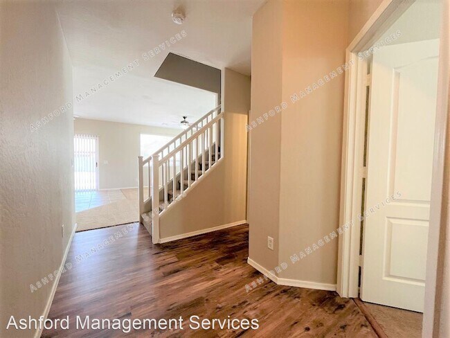 Foto del edificio - 4 br, 2.5 bath House - 2417 S. 90th Glen