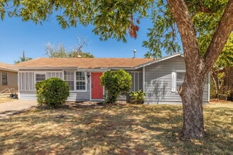 Building Photo - 4718 Edgemont Dr