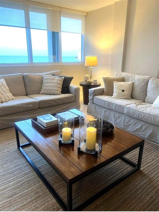 Foto del edificio - 10275 Collins Ave