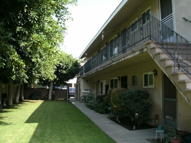 Foto del edificio - 14023 Dicky St