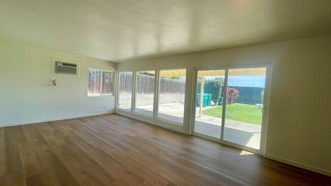 Building Photo - Charming 3 bedroom, 1 bathroom house in Ro...