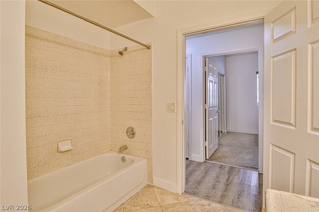Building Photo - 5250 S Rainbow Blvd