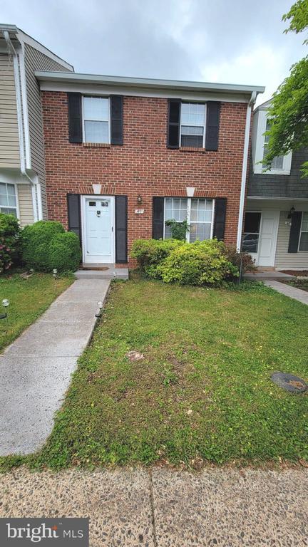 Primary Photo - 41 Benton Ct