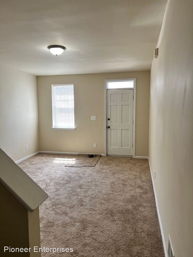 Building Photo - 3 br, 1 bath House - 2310 Jefferson St