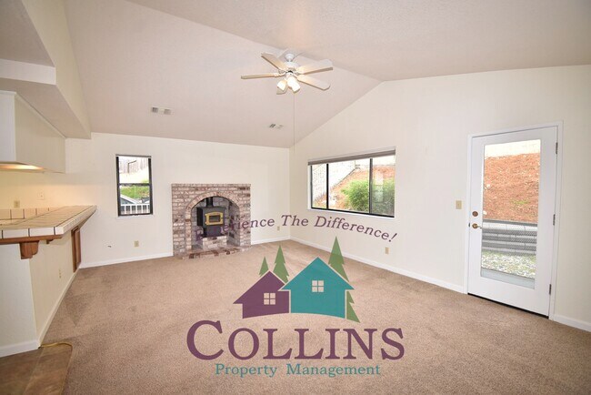 Foto del edificio - 116 Stanford Ct