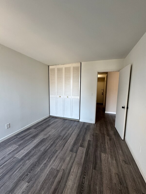 Foto del edificio - 3402 N Oakland Ave