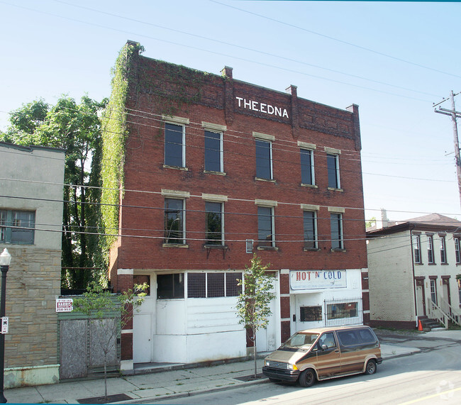 Building Photo - 877-881 E Long St