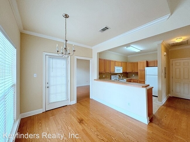Building Photo - 3 br, 2 bath House - 1741 Brightside Drive...