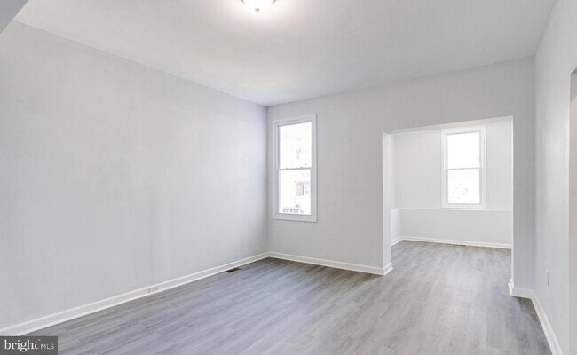 Foto del edificio - 3007 Oakley Ave