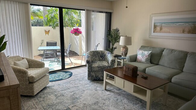 Foto del edificio - 3794 NE Ocean Blvd