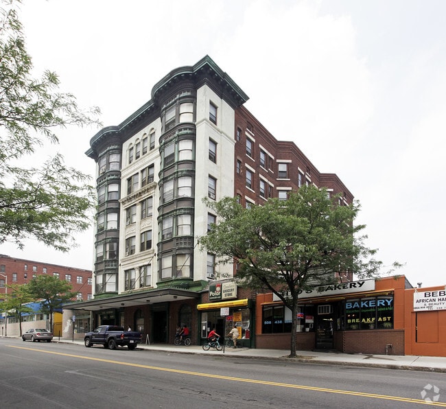 Aurora Apartaments - Aurora Apartments