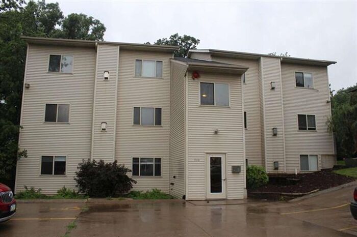 Primary Photo - $1,195 | 2 Bedroom, 1 Bathroom Condo | Pet...