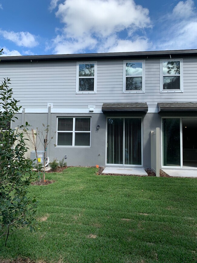 5828 Ocean Isle Dr, Nokomis, FL 34275 Townhome Rentals in Nokomis FL