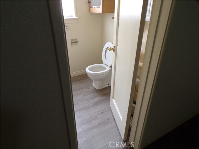 Foto del edificio - 845 E 6th St