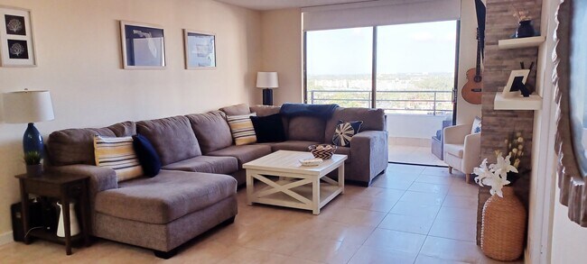 Foto del edificio - 500 Three Islands Blvd