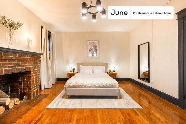 Building Photo - Room in Shared 5 bed/2 bath home in Cleveland Park